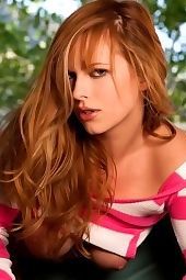 Carmen Kees In Stripes