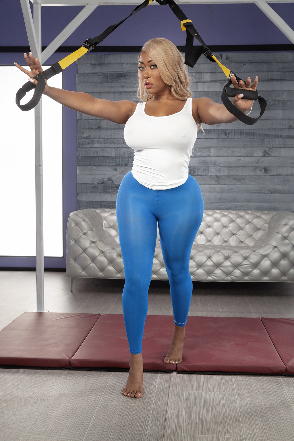 Big Boobed Moriah Mills Workout 02