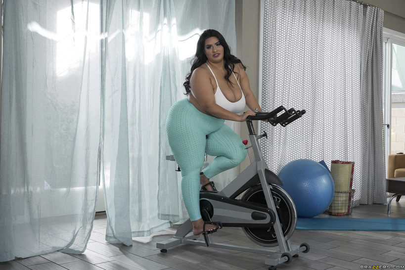 That Girl Is Perfect BBW! 00