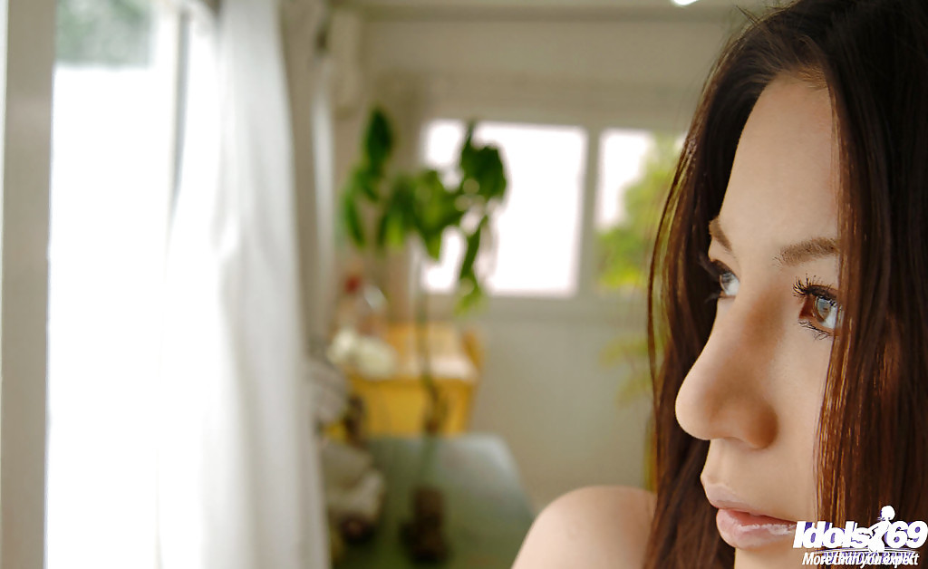 Anari Suzuki  09