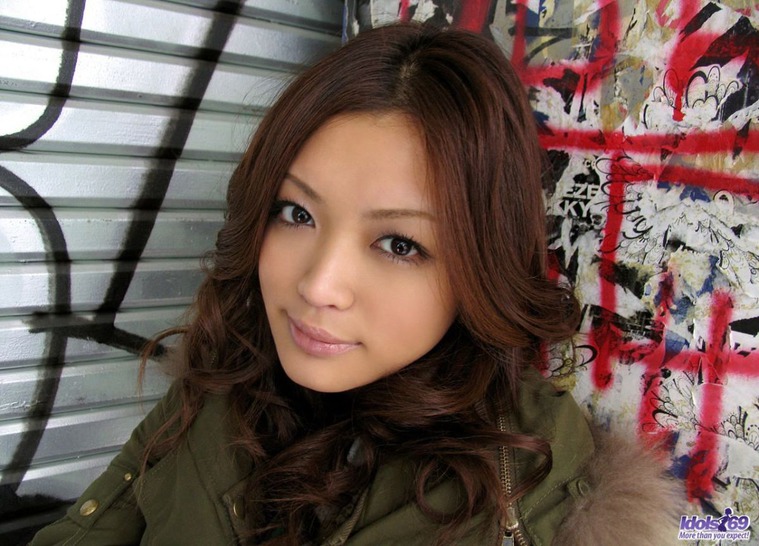 Beautiful Miyo  02