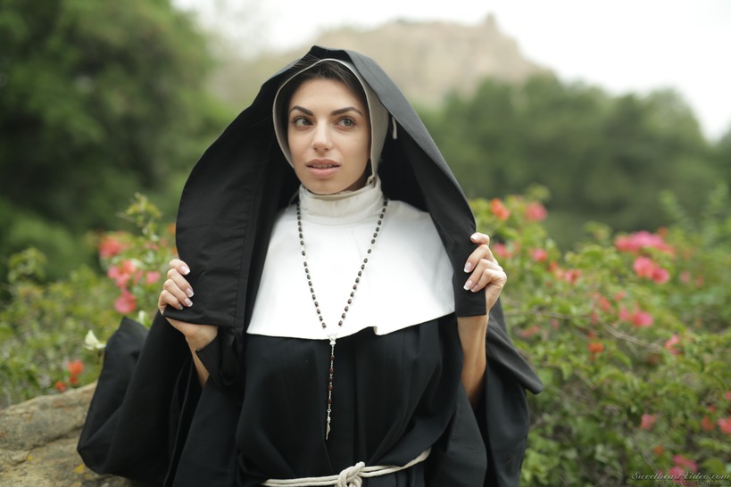 Confessions Of A Sinful Nun 01