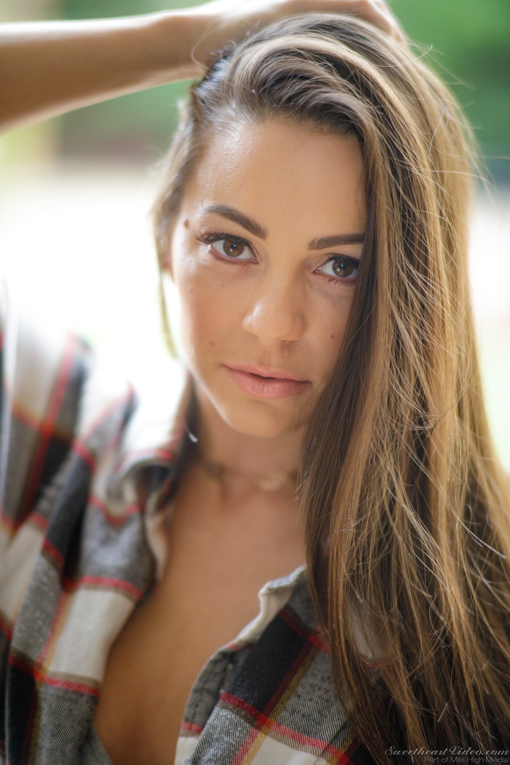 Super Sexy Abigail Mac 00