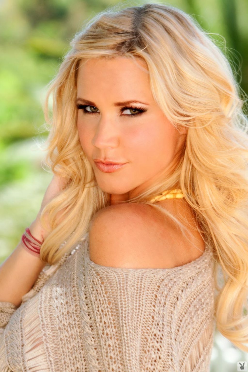 Sexy Dalene Kurtis 10